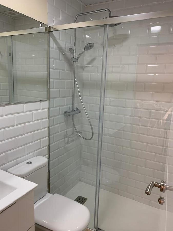 Apartamento En Granada Con Facil Aparcamiento En La Zona Bagian luar foto