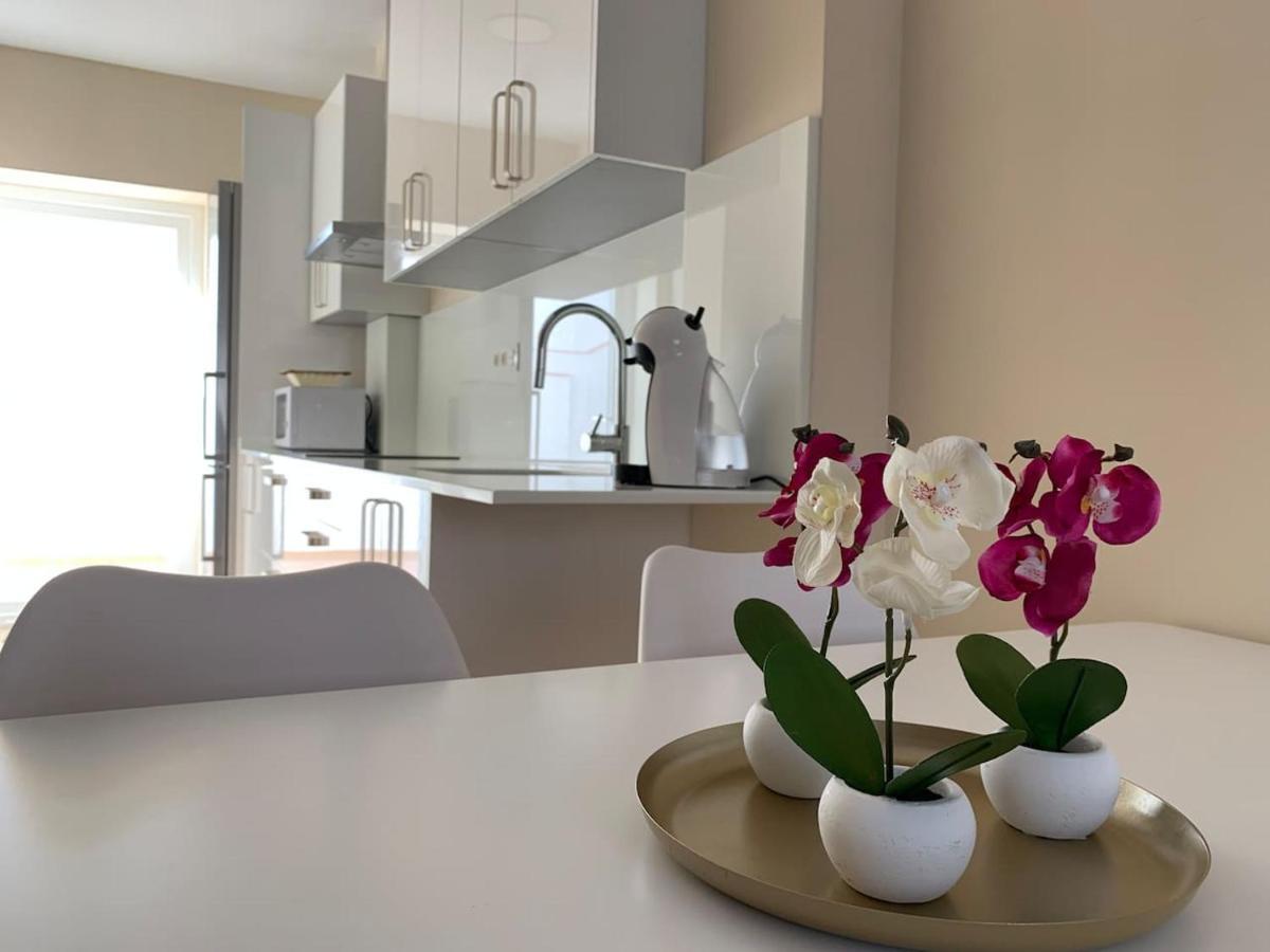 Apartamento En Granada Con Facil Aparcamiento En La Zona Bagian luar foto