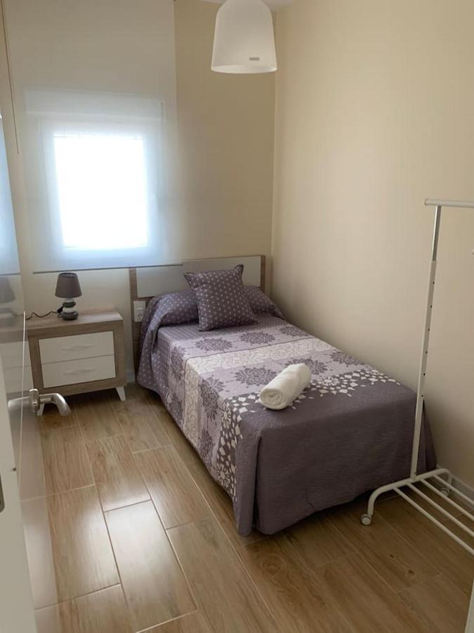 Apartamento En Granada Con Facil Aparcamiento En La Zona Bagian luar foto